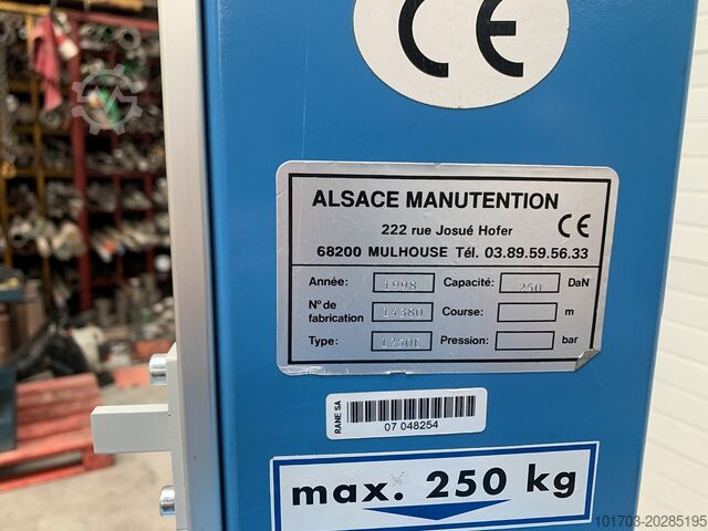 Table élévatrice Handy 1250E