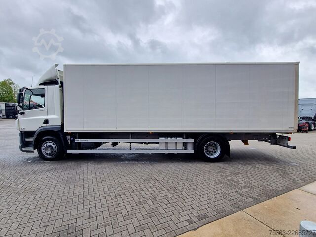 Resväska DAF CF 300 4x2 - Box - Low KM - Full air - Euro 6 -...