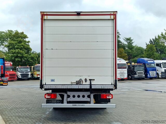 Resväska DAF CF 300 4x2 - Box - Low KM - Full air - Euro 6 -...