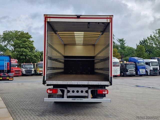 Resväska DAF CF 300 4x2 - Box - Low KM - Full air - Euro 6 -...