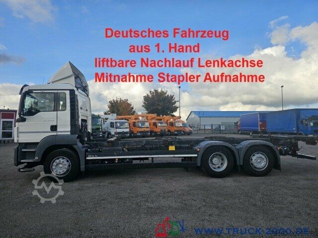 Değiştirilebilir kasalı kamyon MAN TGS 26.320 6x2 BDF Mitnahmestapler AHK 1. Hand