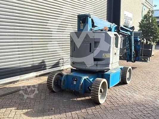 Piattaforma di sollevamento Genie Z-34/22N