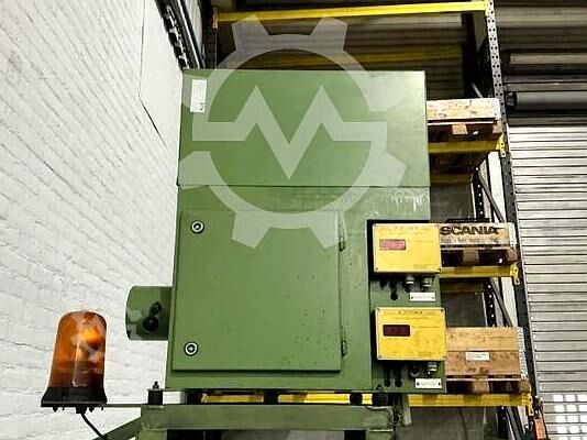 Máquina de engranajes KAPP PAS 383 CNC 1990 KAPP PAS 383 CNC