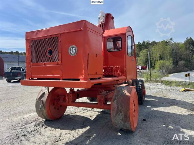 Gravemaskine med larvebånd Brøyt X2 excavator w/bucket (Nostalgia!)