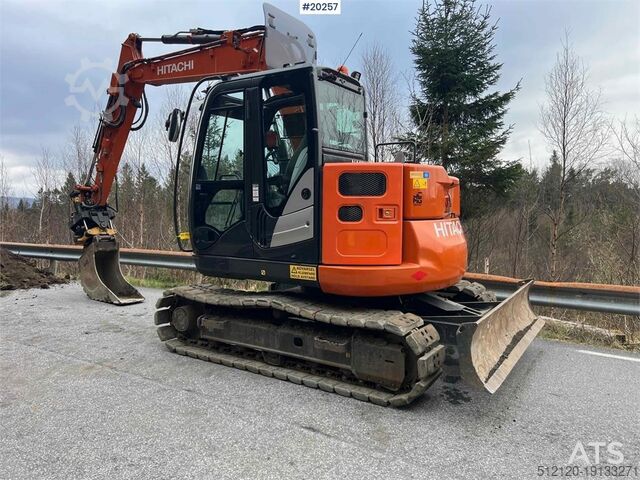 Excavator pe șenile Hitachi zx85us-6 excavator w/ rototilt, sanding bucket, di