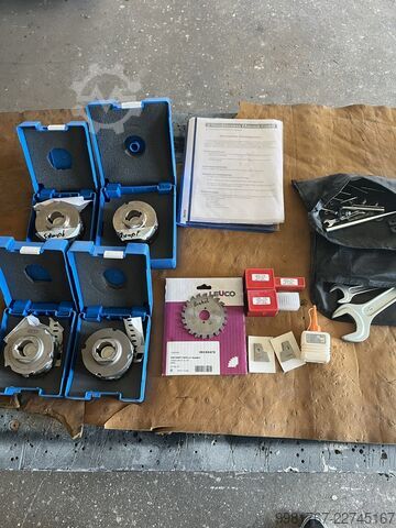 Μηχανή επικόλλησης ακμών AKV 3005 DK-F Hebrock AKV 3005 DK-F