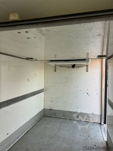 Izotermisches Kühlfahrzeugisotherme Kühltransporter Iveco DAILY 72 -180 FRIGO THERMO KING V500M