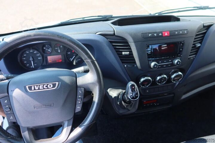 Autotransporter Iveco Daily 40 C 18 Luchtvering 3.0 L motor Tijhof Op...