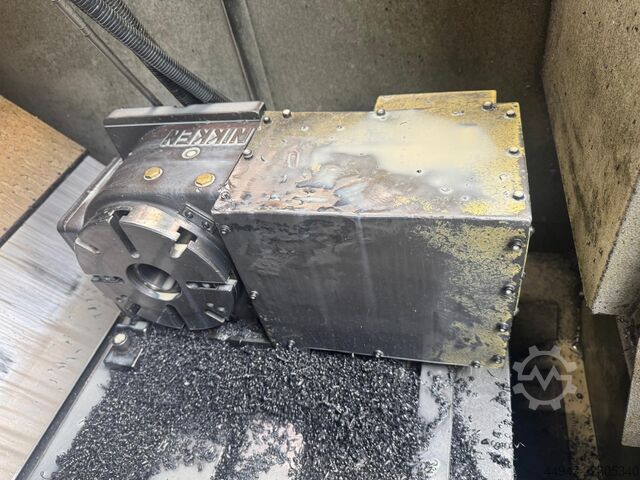 Vertikalt bearbetningscenter MORI SEIKI SV 400
