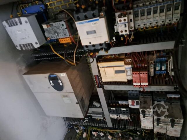 Maskine til udretning af tråd RAVNI ( France) 2005