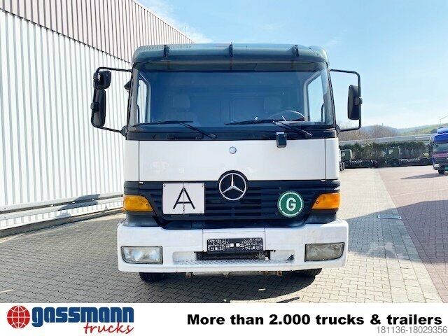 Tipper truck Mercedes-Benz Atego 1823 4x2 mit Kran Palfinger PK10500, Kipper