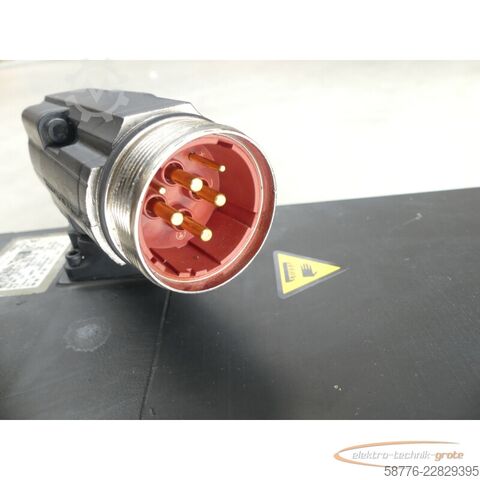Unidad de control KUKA 1FK7105-5AY81-1YY3-Z S18 Servomotor SN: YFVD50670449005