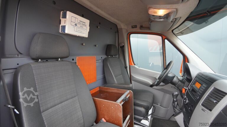 Koffer Mercedes-Benz 309 SPRINTER CLOSED BOX