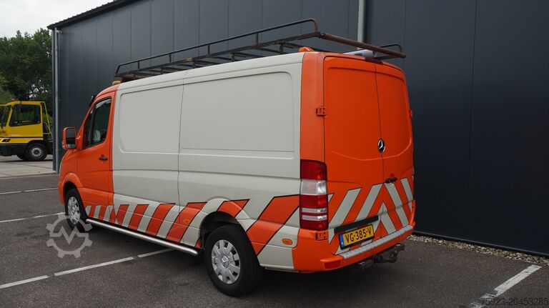 Koffer Mercedes-Benz 309 SPRINTER CLOSED BOX