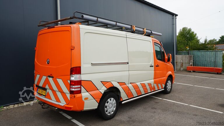 Koffer Mercedes-Benz 309 SPRINTER CLOSED BOX