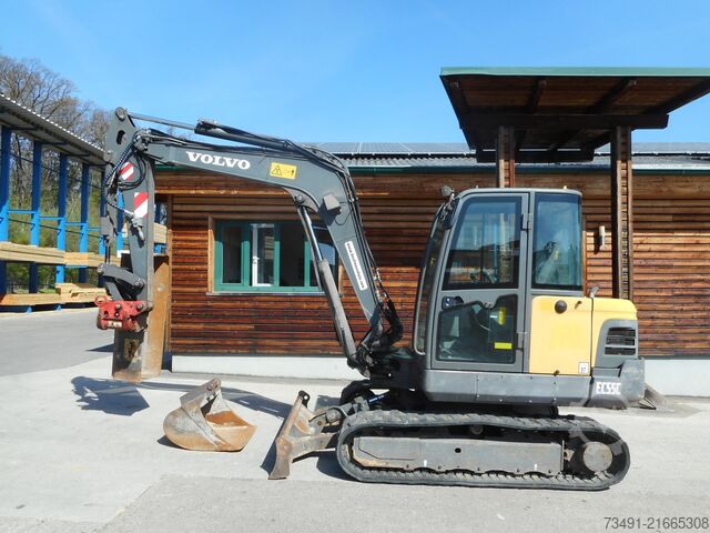 Minibagger Volvo EC 55C mit POWERTILT