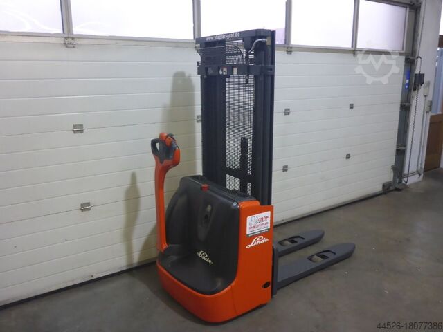 Hoogheffende truck Linde L12