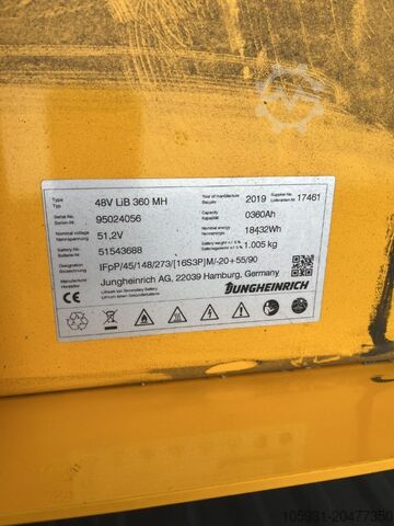 Carretilla retráctil Jungheinrich ETV216