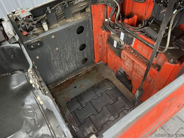 Carretilla eléctrica de 3 ruedas Linde E16H-02