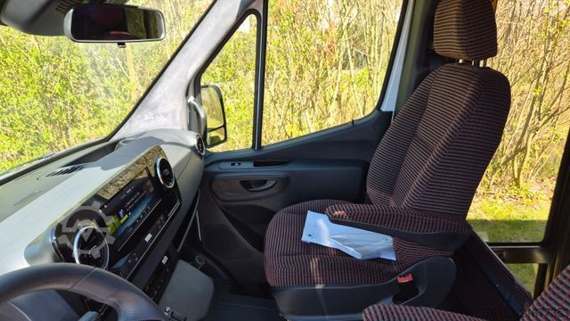 Kleinbus MERCEDES-BENZ 517 / 515 Frontniederflur mit  GSR 3 Systeme