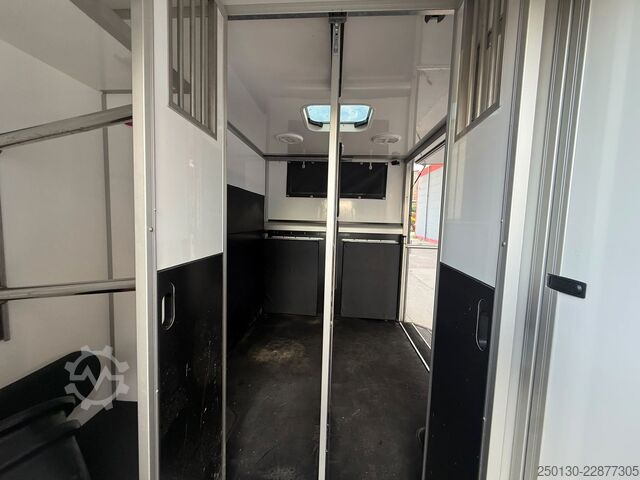 Prevoznik stoke MERCEDES-BENZ SODIAK HORSE 2 Pferde Luxus Sprinter