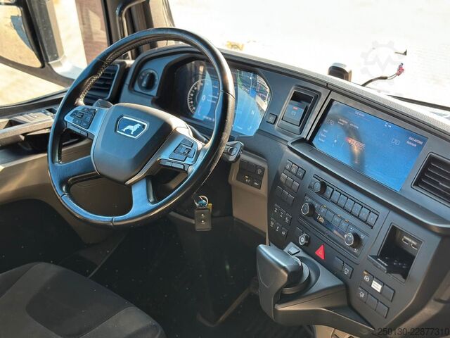 Těžkotonážní nákladní vůz MAN TGX 33.640 6x4BL SA MEILLER/ACC/AEBS/RETARDER