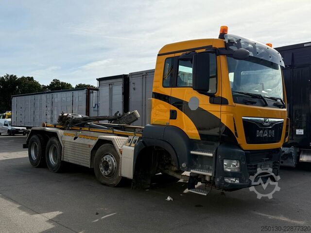 Φορτηγό γερανός roll-off MAN TGS 37.500 8x4BB Abroller *Unfall* Retarder/Navi