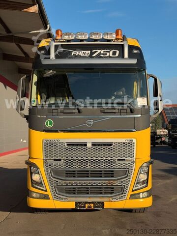 Tung lastbil VOLVO FH 750 8x4 BL  Tridem Retarder/LED/VLA