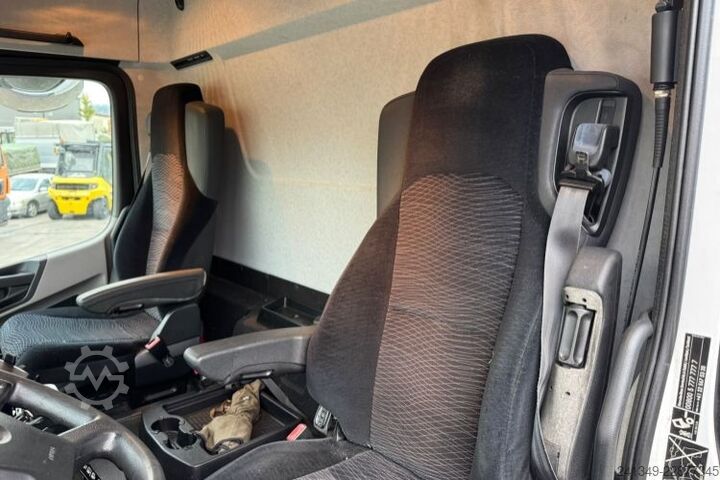 Kølebil MERCEDES-BENZ Antos 1843 4x2 Kühler