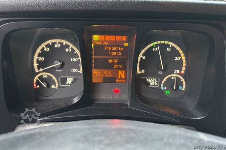 Kølebil MERCEDES-BENZ Antos 1843 4x2 Kühler