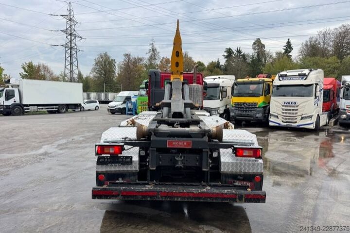 Kroghejselastbil VOLVO FMX-540 10x4 Moser