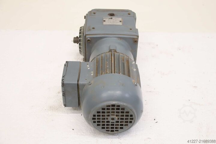 Motoréducteur réglable 0,37 kW 160-1600 tr/min Flender Himmel LK 02-M1C4