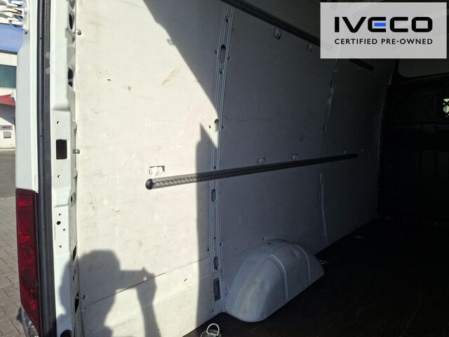 Βαν με ψηλή οροφή IVECO Daily 35S16V RS 3520L / Klima / Bluetooth