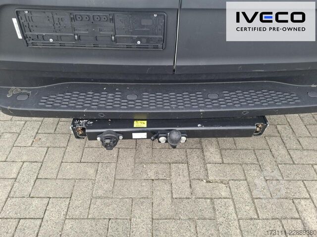 Hög tak skåpbil IVECO Daily 35S16V RS 3520L / Klima / Bluetooth