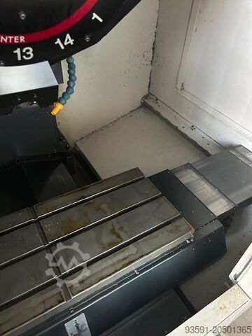 Függőleges megmunkáló központ Brother TC 22 A + TC-S2A (3stk)