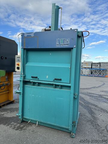 Baler Austropressen APV 300