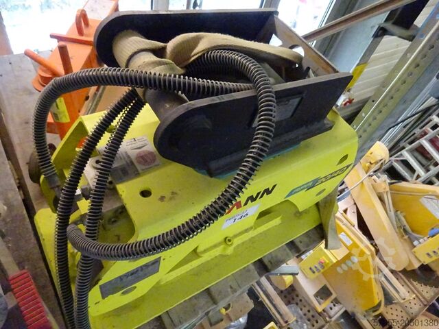 Vibratory plate Ammann APA 20/40