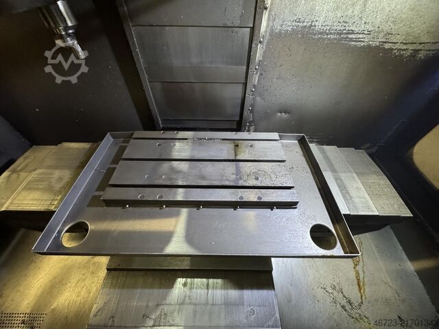 Centro de maquinação vertical HAAS MIKRON VCE 500