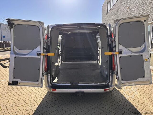 Dobozos furgon Ford Transit Custom 300 | 2.0 TDCI | Limited | 170 p...