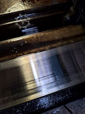 Borr- och fräsmaskin med bord TOS Varnsdorf WFQ 80CNC