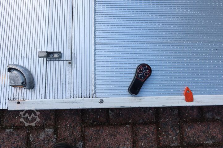 Koffer DAF LF 230 FA Bak+ Dhollandia klep 1500 KG 6 cilind...