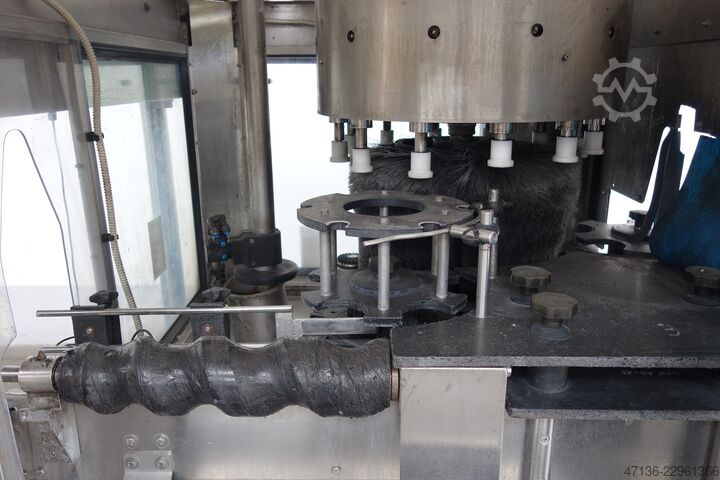 Flessenwasmachine aan de buitenzijde met droger Cames Typ WD/ 12