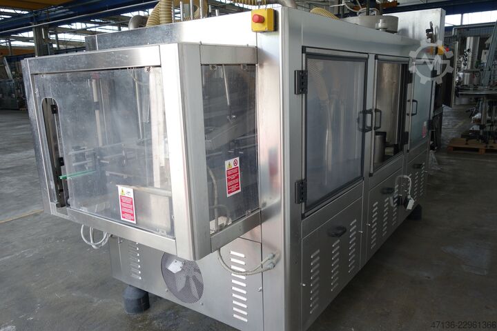 Flessenwasmachine aan de buitenzijde met droger Cames Typ WD/ 12