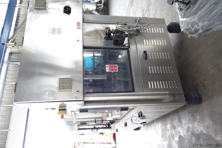 Flessenwasmachine aan de buitenzijde met droger Cames Typ WD/ 12