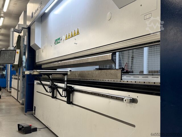 Trumpf 1225 225t TRUMPF 1225