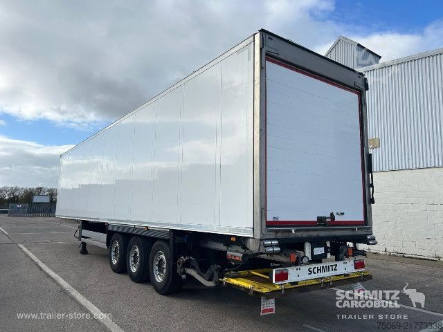 Reefer semitrailer Schmitz Cargobull Reefer Multitemp Taillift