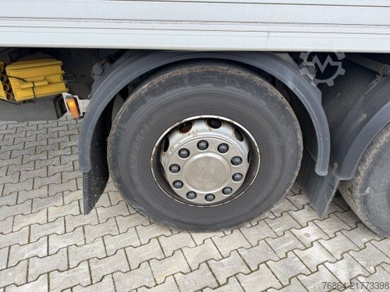Camion e rimorchio SCANIA P380   EURO 5 DAZU SCHEUWIMMER FT1119 ZENTRALACHSANHäNGER
