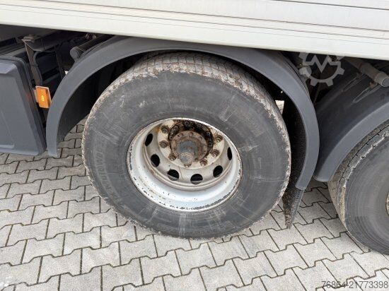 Camion e rimorchio SCANIA P380   EURO 5 DAZU SCHEUWIMMER FT1119 ZENTRALACHSANHäNGER