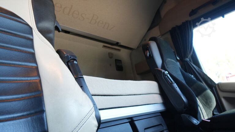 Ελκυστήρας Mercedes-Benz Actros 3351 6x4, 360.700 χλμ. Mercedes-Benz Actros 3351 6x4 tractor unit 360.700km