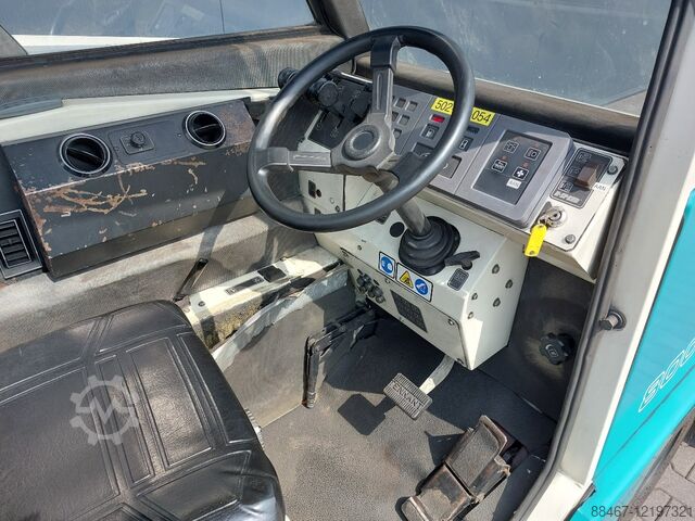 Kehrmaschine Tennant 800